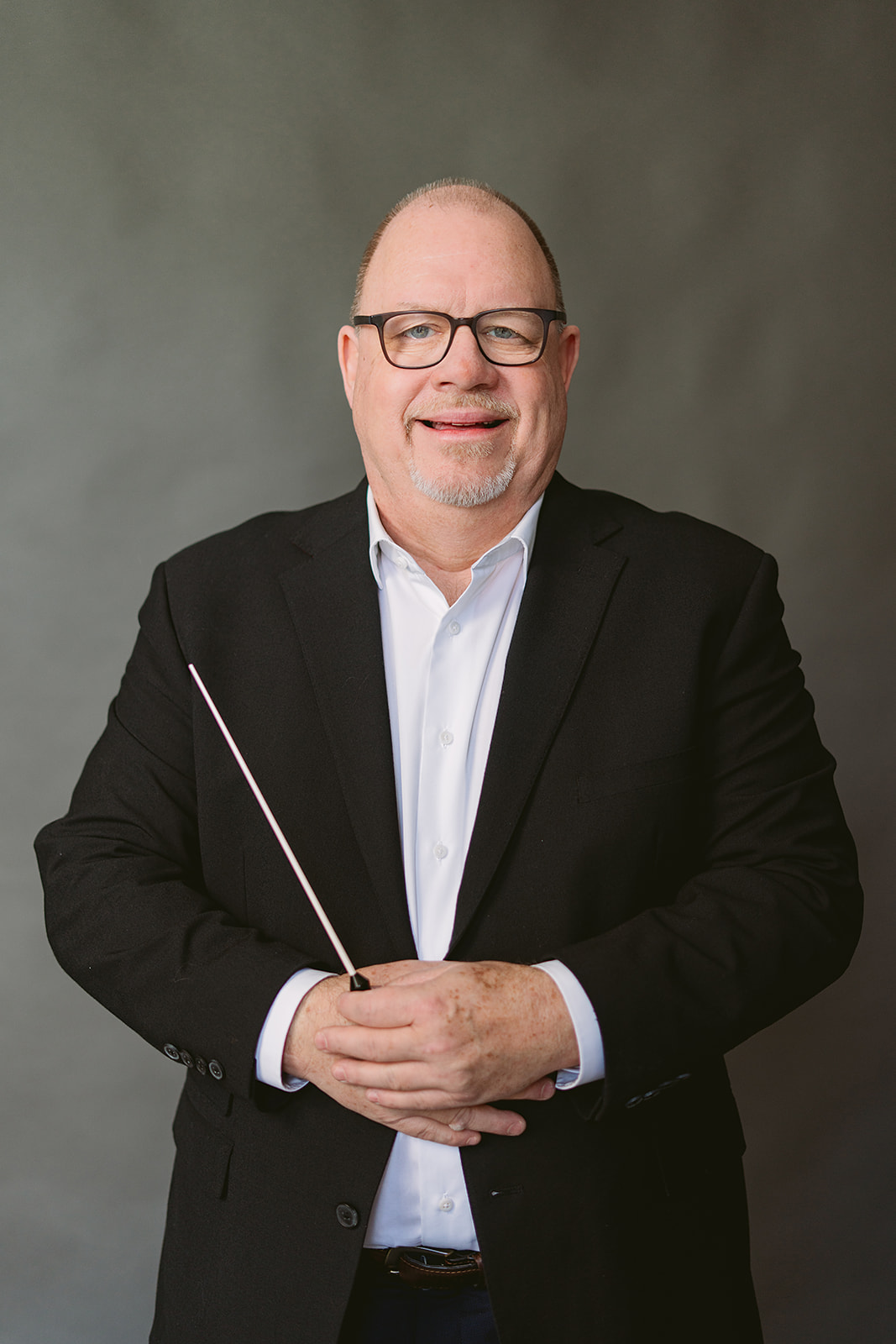 Peter Fudge conducting